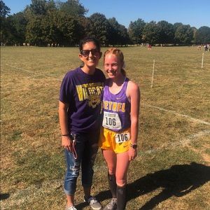 Meet your Posher, Caitlin